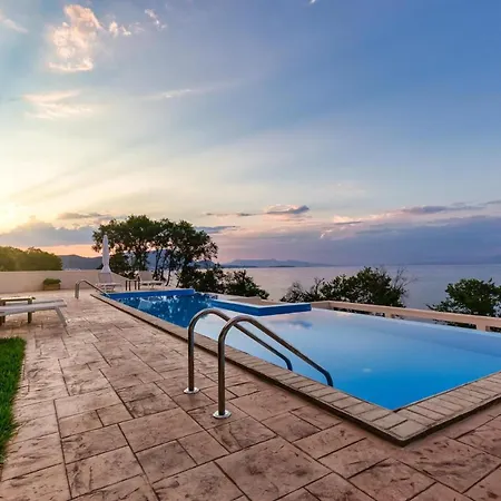 Villa Orizontas By Vintage Travel Agia Pelagia Chlomou